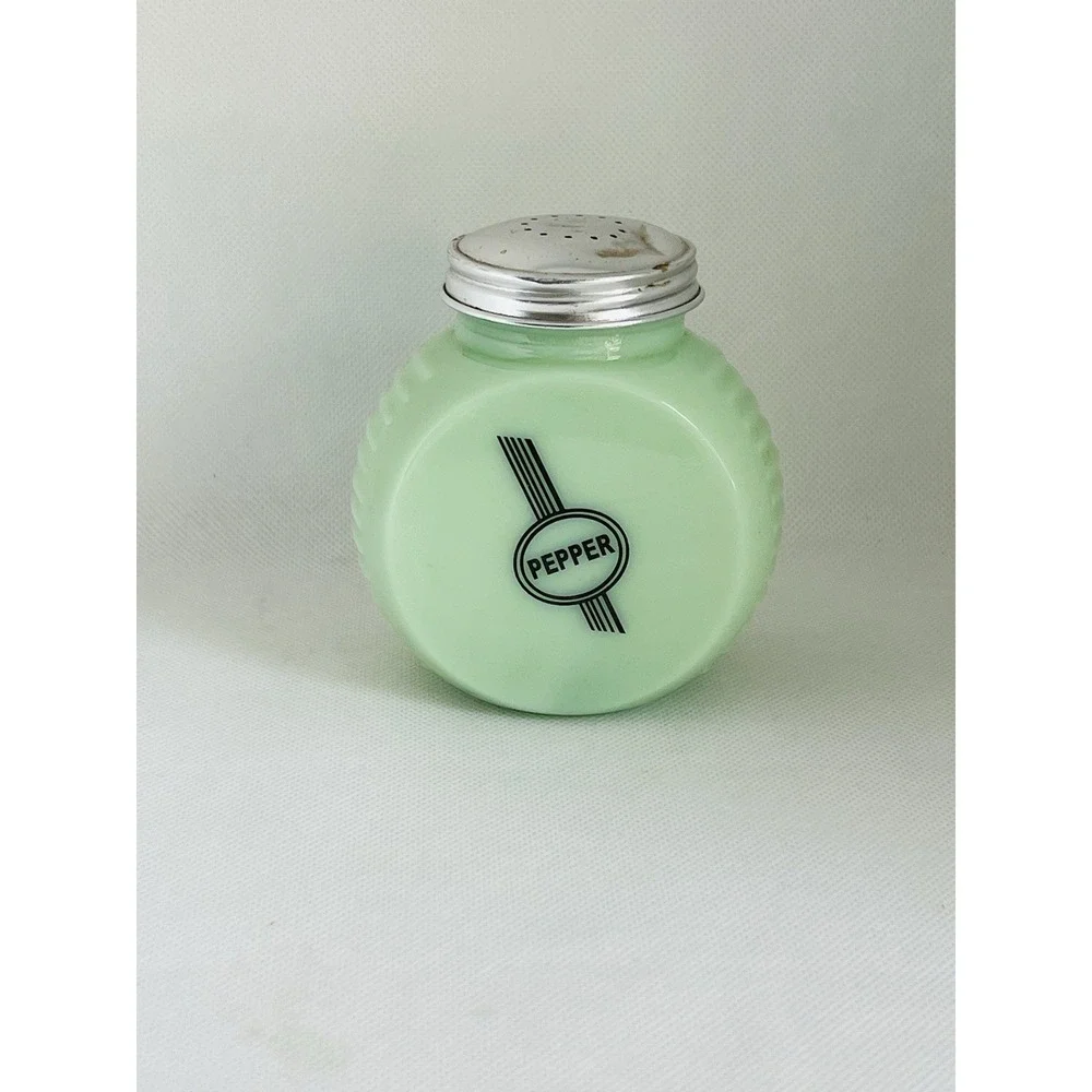 Vintage‎ Art Deco Jadeite Green Glass Tulip Salt & Pepper Shakers